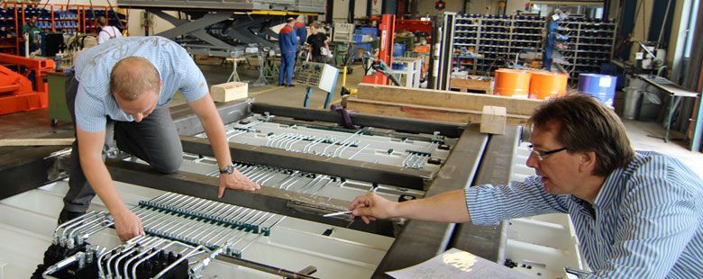 LAWECO Hebesysteme und Anlagenhubtische LAWECO Hebesysteme und Anlagenhubtische